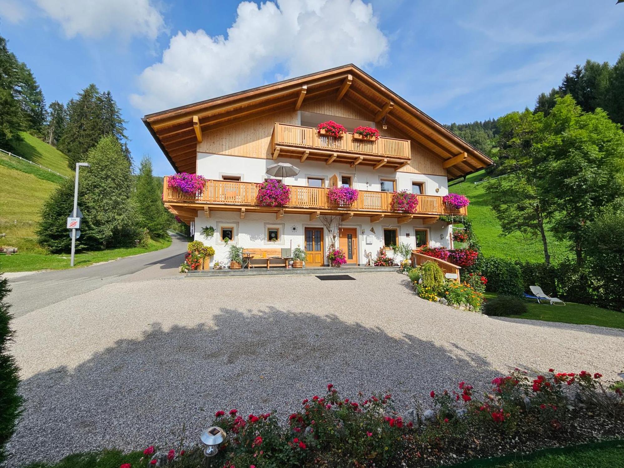 Apartement Schuster Lake Prags Braies Exterior photo
